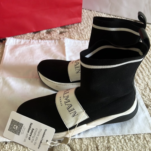 Authenticated Balmain logo sneakers - Picture 5 of 11